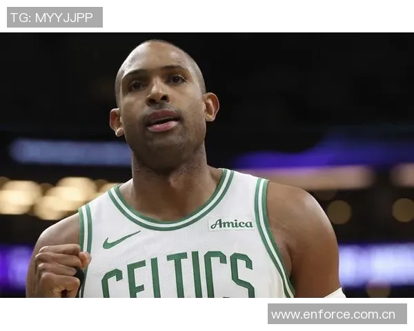 霍福德融入勇士文化全力以赴展现团队协作精神