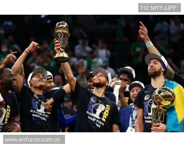 勇士阵容虽老化但实力依旧西部争冠对手不可小觑