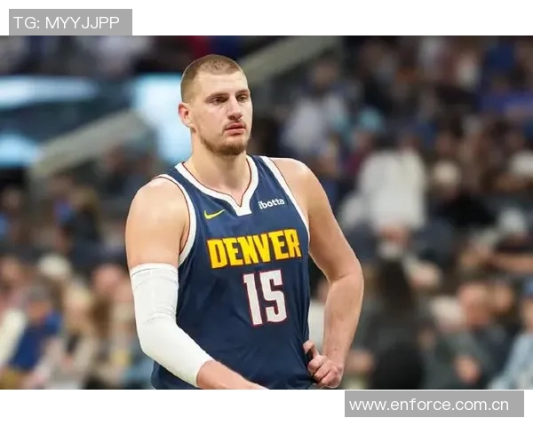 约基奇展现MVP风范18投12中豪取33分15板16助大三双并贡献3次抢断 约基奇展现MVP风范18投12中豪取33分15板16助大三双并贡献3次抢断