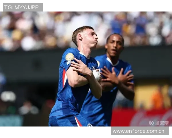 本赛季多库为俱乐部和国家队贡献十球六助攻展现出色状态