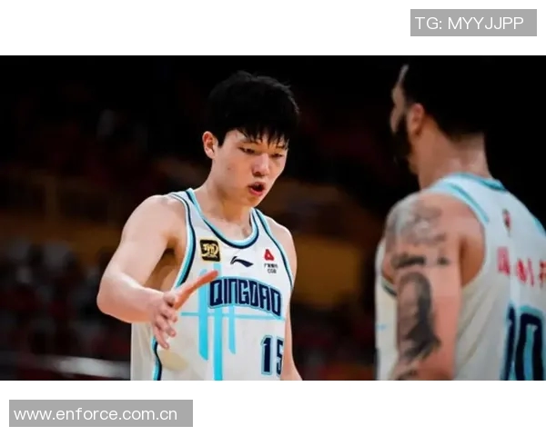 杨瀚森新秀赛季表现起伏属正常现象弗拉格首秀同样经历低谷