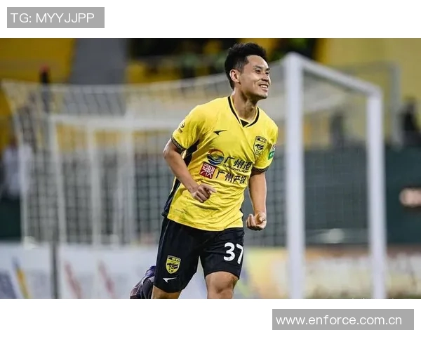 广州豹官方回应个别球迷违法行为公安已介入处理确保赛场秩序