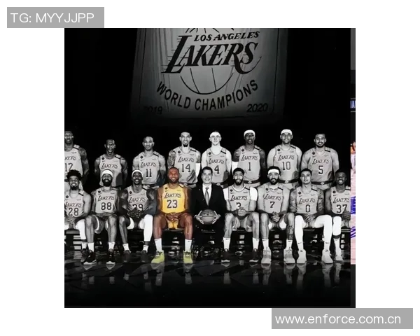 浓眉在丹佛高原砍下32分13篮板坦言疲惫但努力克服挑战