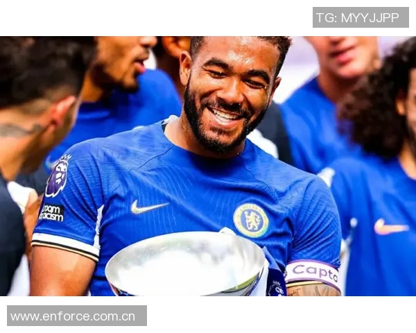 里斯詹姆斯称赞阿昌庞表现出色期待其持续优异状态