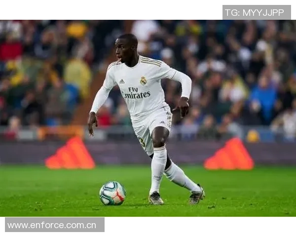 皇马对阵尤文名单出炉门迪时隔179天重返赛场阿诺德继续缺阵