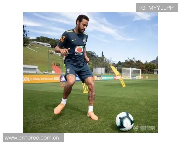 内马尔积极恢复训练专注提升左膝力量为复出做好准备