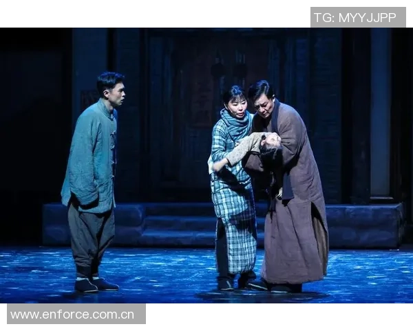 蒯纪与毛伟杰轻松合影归沪期待新赛季精彩表现 蒯纪与毛伟杰轻松合影归沪期待新赛季精彩表现