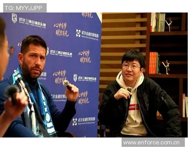 三镇新任主帅莫拉强调将根据球员特点制定战术追求进攻风格不变 三镇新任主帅莫拉强调将根据球员特点制定战术追求进攻风格不变